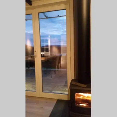 Apartman Hogli Pa Yttervik Gard *