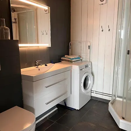 Apartman Hogli Pa Yttervik Gard