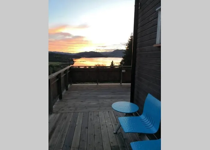 Hogli Pa Yttervik Gard Апартаменты Fosnes