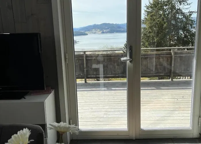 Апартаменты Hogli Pa Yttervik Gard Fosnes